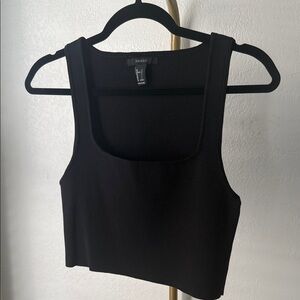 Forever 21 Black Ribbed Crop Tank Top L